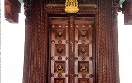 Chettinad door